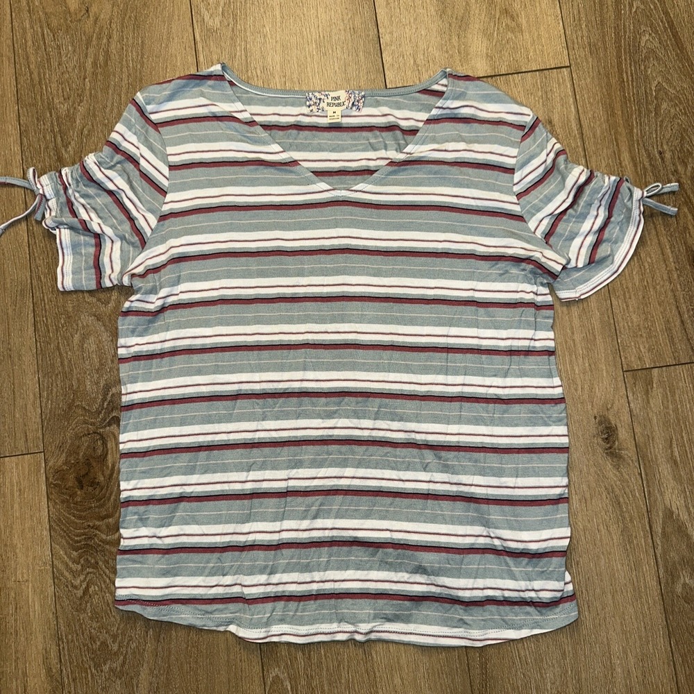 Pink Republic Women's Striped Tie Sleeve Shirt Size‎ Medium Preowned Stretch